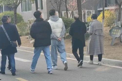 网红吃瓜热点事件,揭秘网络舆论背后的真相与争议  第2张 网红吃瓜热点事件,揭秘网络舆论背后的真相与争议  第2张