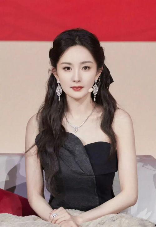 娱乐圈杨幂吃瓜直播间,揭秘娱乐圈幕后故事  第2张 娱乐圈杨幂吃瓜直播间,揭秘娱乐圈幕后故事  第2张