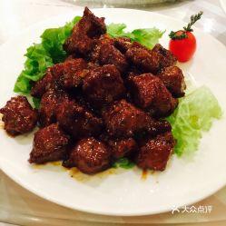 精椒爆料牛肉粒怎么做视频,家常美味轻松学  第2张 精椒爆料牛肉粒怎么做视频,家常美味轻松学  第2张