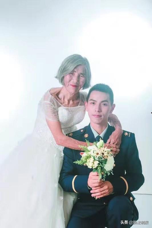 刘小娟爆料婚纱照视频,浪漫时刻引网友热议  第1张 刘小娟爆料婚纱照视频,浪漫时刻引网友热议  第1张